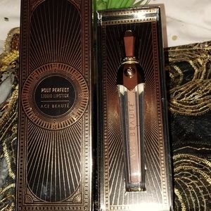 ACE BEAUTY POUF PERFECT PERFECT LIQUID LIPSTICK IN COLOR. PERFECT TO WAIT.